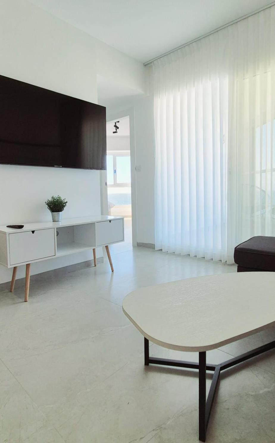 Go To Apartments In Leonardo Бат-Ям Номер фото